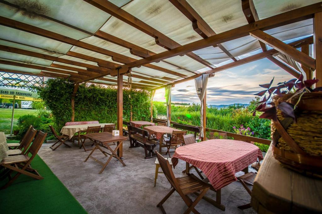 Camping Verila Hotel Sapareva Banya Luaran gambar